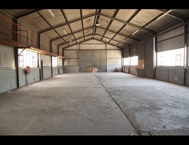 540M² FACTORY TO LET IN BRACKENFELL CENTRAL